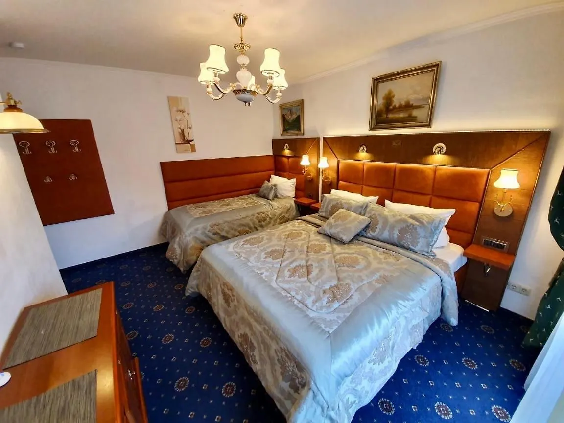 Golden Gapa Central Duplex Apartment 2 Garmisch-Partenkirchen Germany